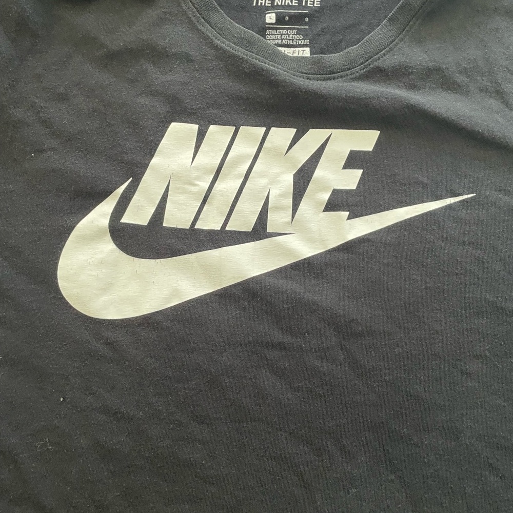 Nike Black Tee with White Swoosh - Picture 5 of 7